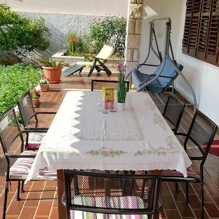 Apartments&rooms Miro Sea View - Near 3* Sumartin