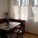 Apartments Miro With Sea View - Near Beach 3* Sumartin