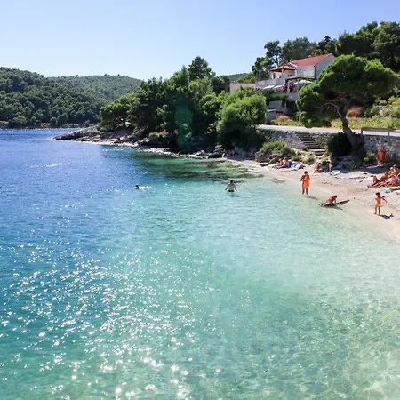 Gostinjska kuća Miro With Sea View - Near Sumartin